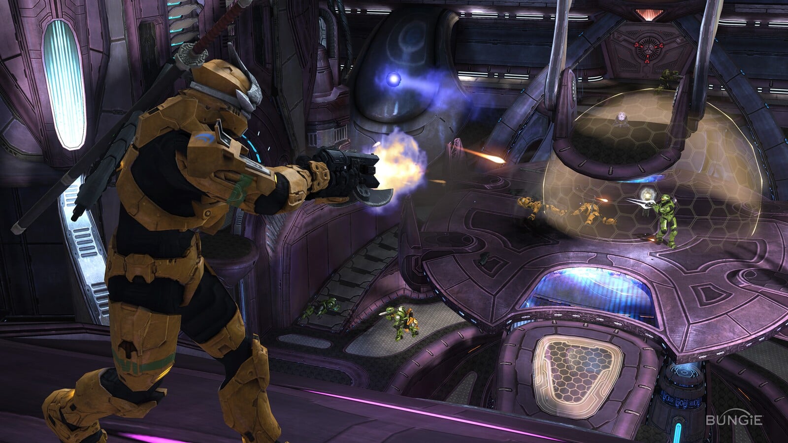 Halo 3 multiplayer gameplay on the Heretic map showing a Spartan firing at opponents